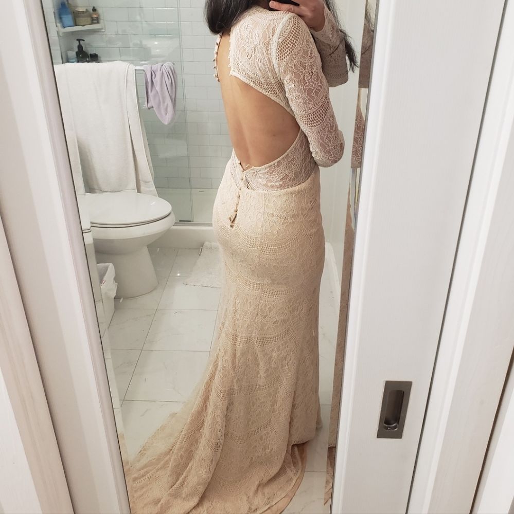 Tularosa x Revolve Wedding Dress Size 4 NWT Boho Garden Backyard Ceremony